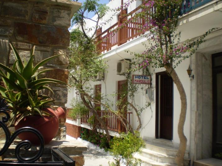 Hotel Maroulis