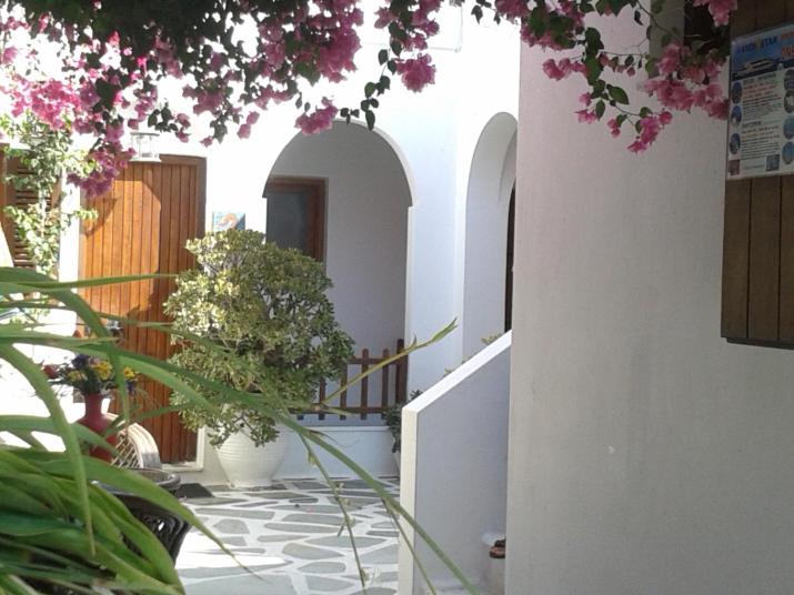 Ioli Apartments
