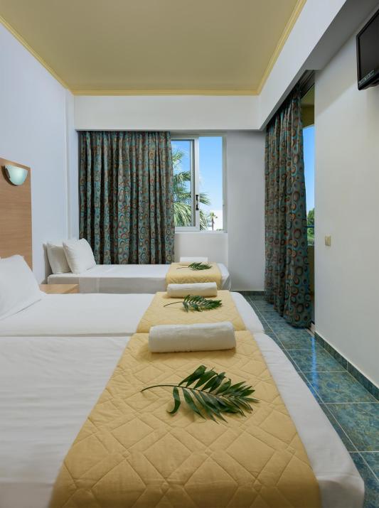 Memphis Beach Hotel