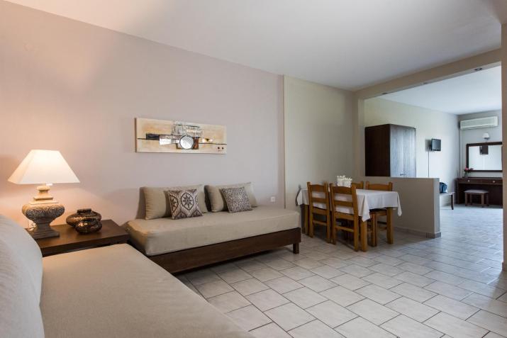 Mirtilos Studios & Apartments