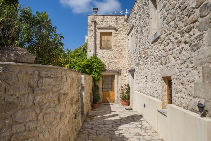 Arcus Suites