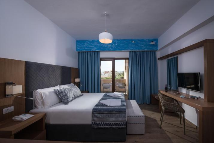 Yianna Caravel Suites 