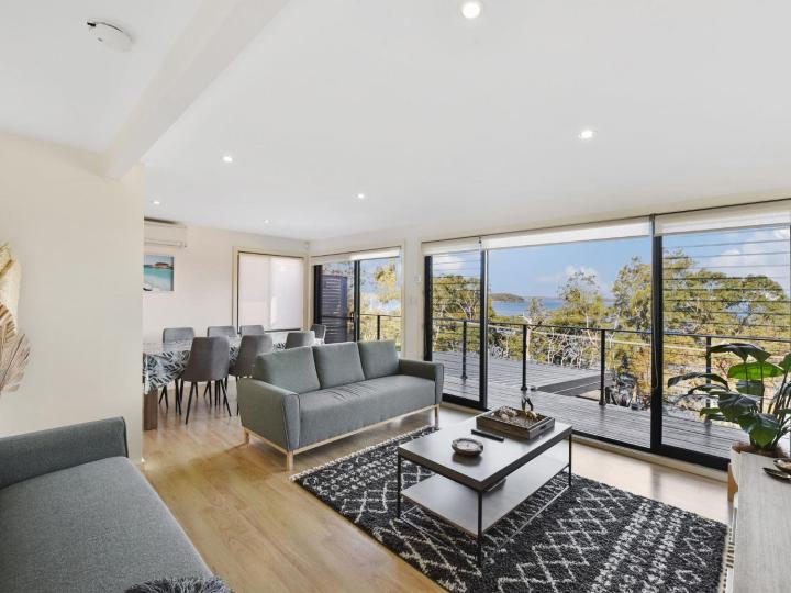 Wangi Beach Rd with views