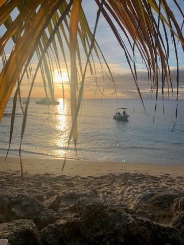 Suite 1, Kenridge Residences