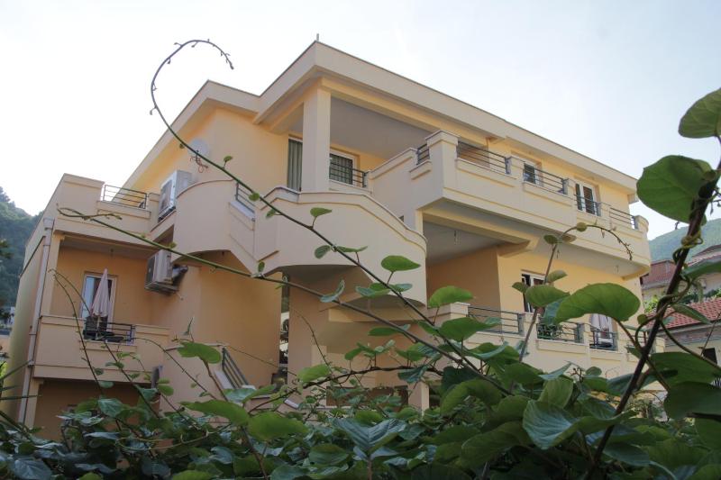 Lilian Apartments — отель в Будва, Черногория