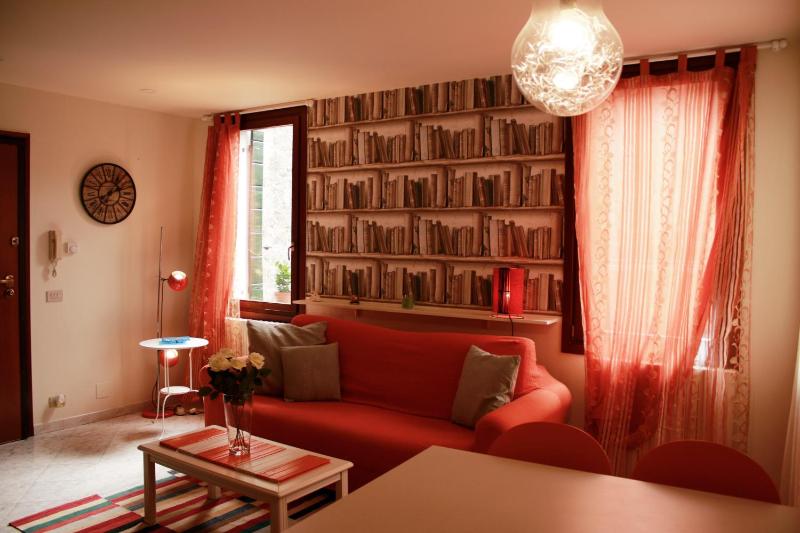 Bacanal Apartment — отель с удобствами в Венеции