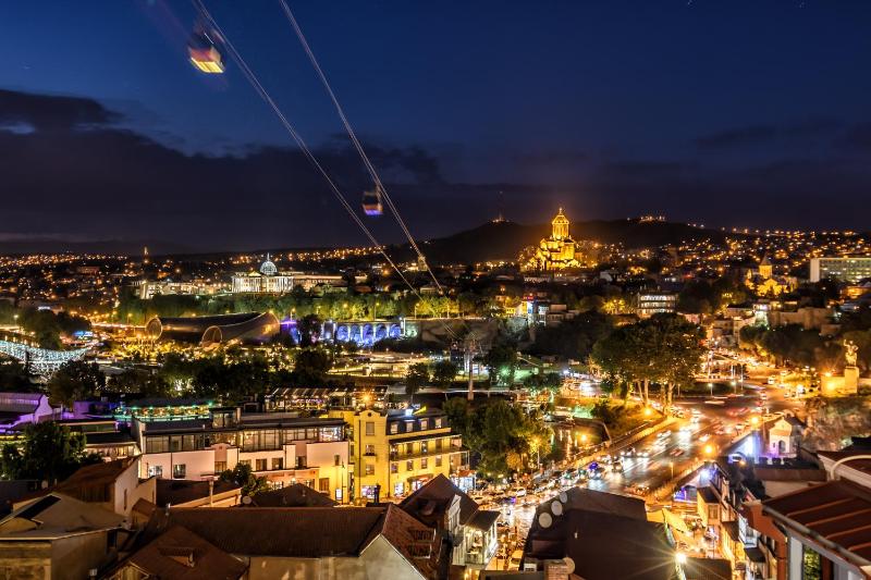 New apartment with amazing views in Old Tbilisi — забронировать отель в Тбилиси