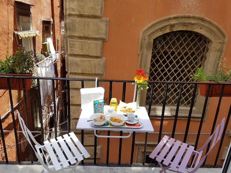 SanBiagio, 25 Guesthouse — отель в Неаполе, Италия