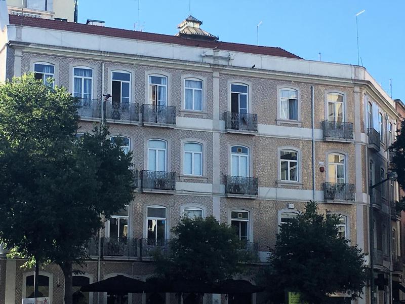 Residencia Whitelove — отель с удобствами в Лиссабоне