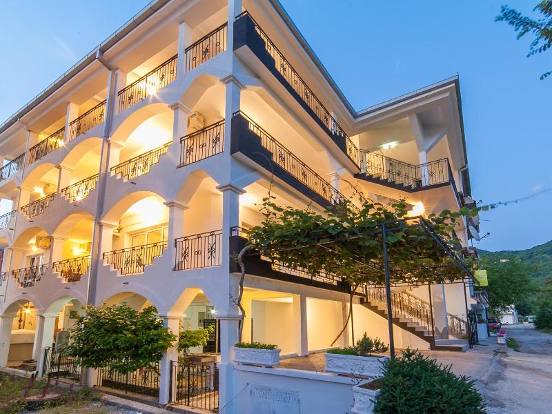 Apartments MIK5 — отель с удобным расположением в Будва