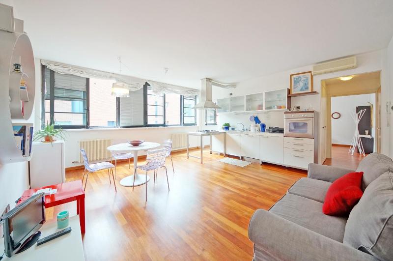 DolceVita Apartments N 329 — отель с удобным расположением в Венеции