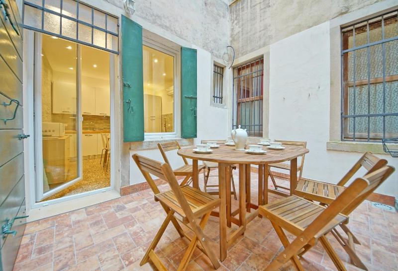DolceVita Apartments N 373 — отель в Венеции, Италия