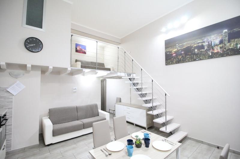 Modern Loft Apartment — отзывы гостей и цены
