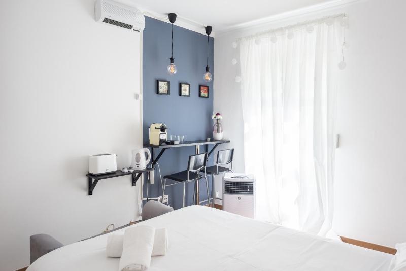 Bica Mini Hostel — отель с удобным расположением в Лиссабоне