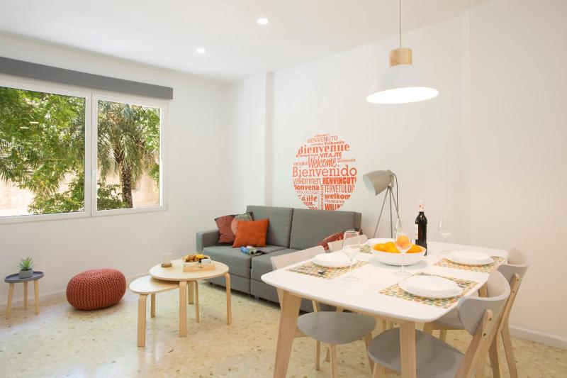 SingularStays Plaza del Carmen — отель с удобным расположением в Валенсии