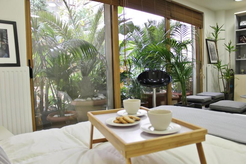 Luxurious Loft with Garden — отзывы гостей и цены