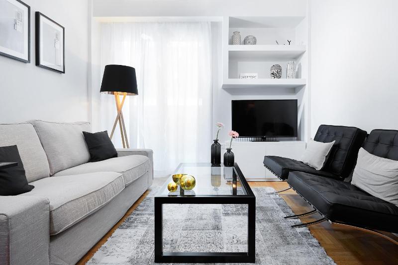 Lux Central Apt at Kolonaki Area — отель в Афины, Греция