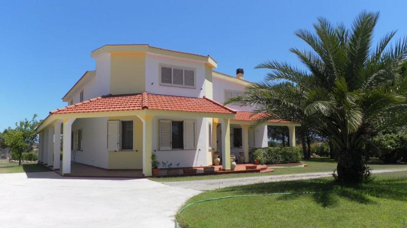 Villa sa perdera a Pula - Accogliente villa con barbecue