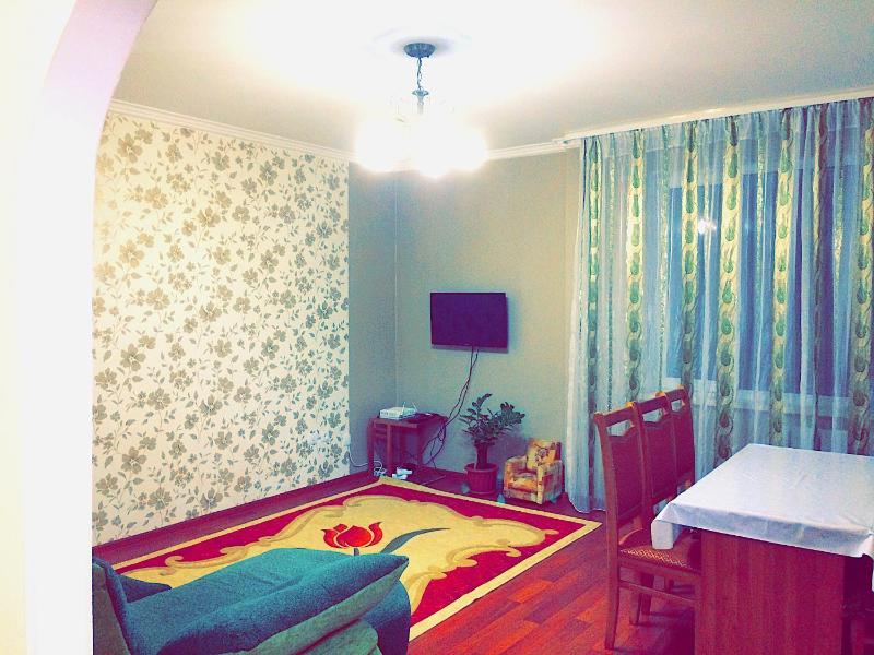 Sarmat Apartment on Sauran 3/1str — отзывы гостей и цены