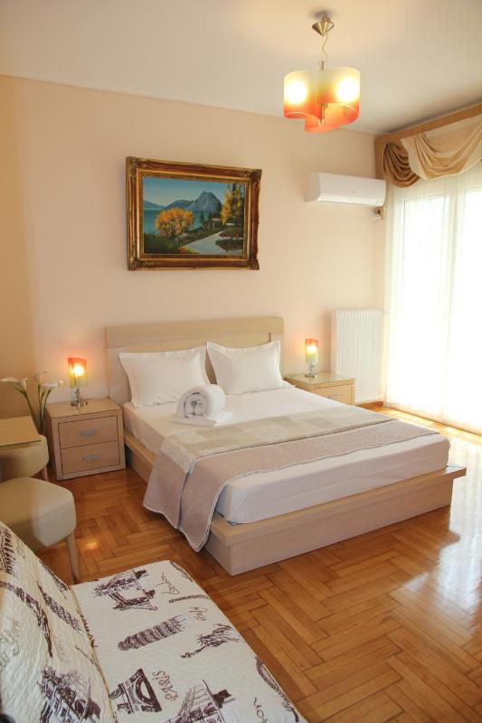 Цены на Olga's Studio в Афины