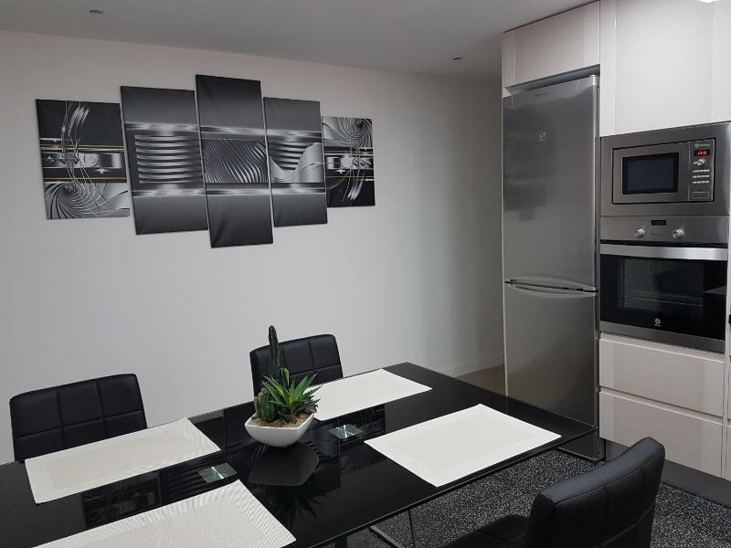 Pintor Lorenzo Casanova Apartment — забронировать отель в Аликанте