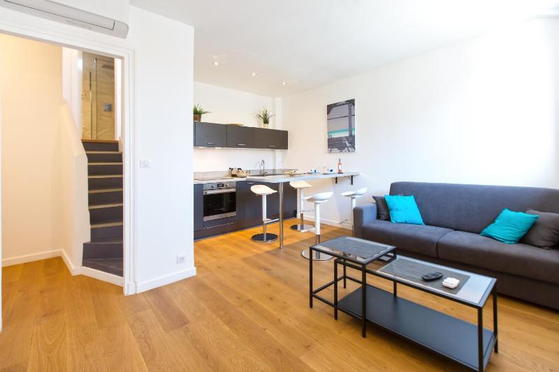 Wohnung Zentrum-Strand — забронировать отель в Николь