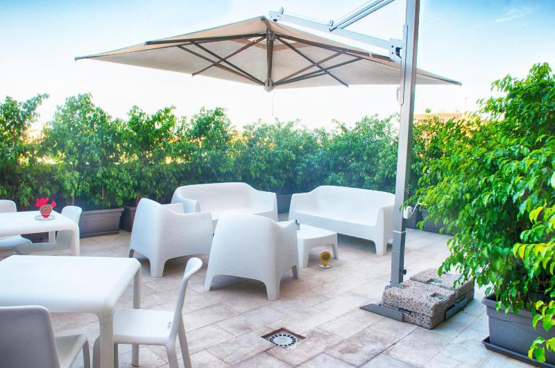 Four Rooms Guesthouse a Oristano - Alloggio Familiare