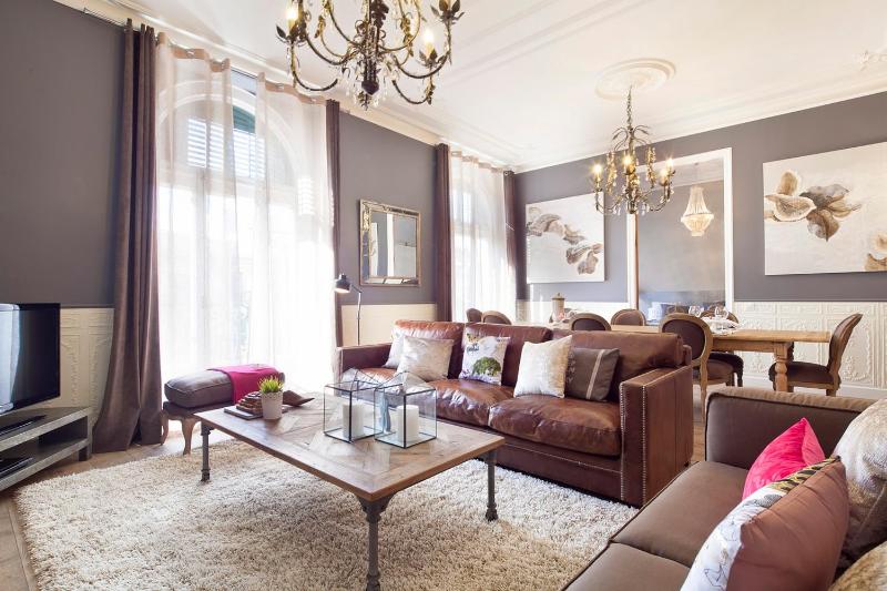 Apartments Barcelona & Home Deco Centro — комфортный отель в Барселоне