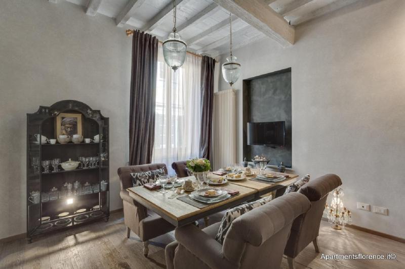 Apartments Florence - Signoria Art — отель с удобным расположением в Флоренции