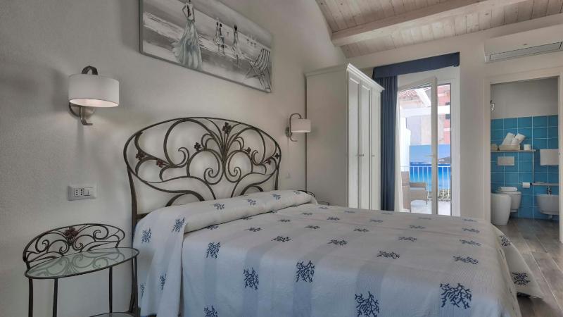 Smart Suite a Santa Teresa - Eleganti appartamenti centrali