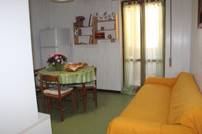 B&B Gottardo a Monserrato - Accogliente Vista Giardino