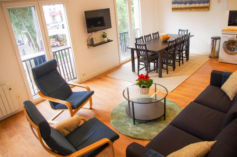 NEW! AMAZING LUXURIOUS APARTMENT IN MADRID CENTER — отзывы гостей и цены