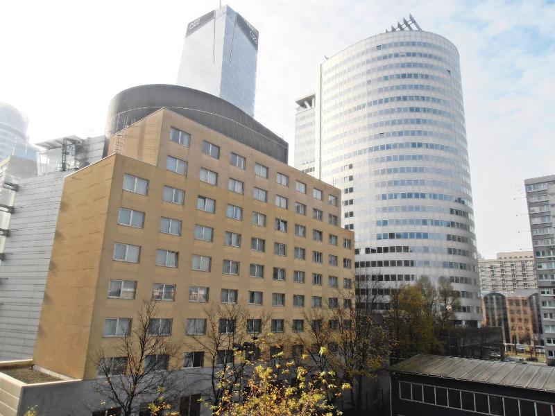 Coser Apartamenty Centrum — забронировать отель в Варшаве