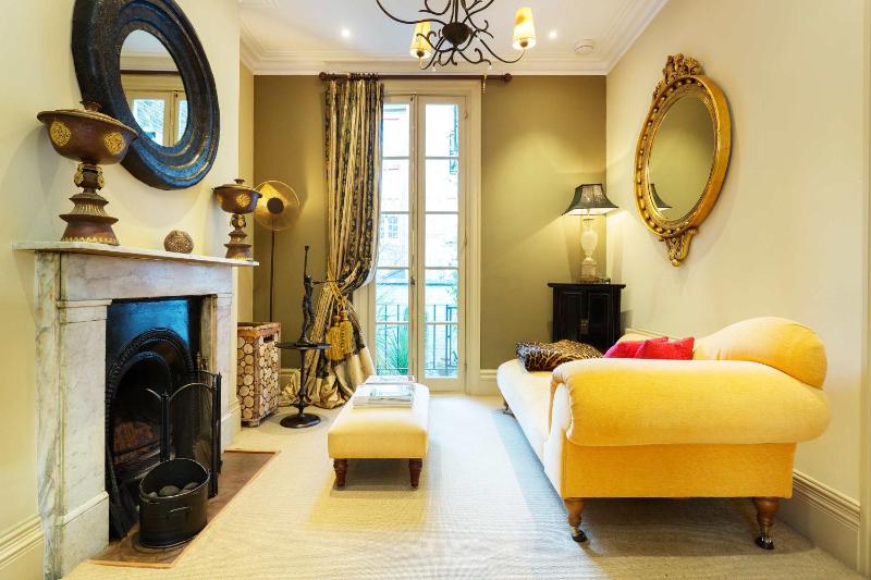 Veeve - Townhouse By The River — отель с удобным расположением в Лондоне