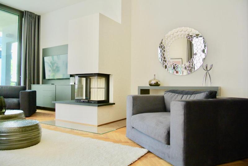 BonusFeature Apartments — отзывы гостей и цены