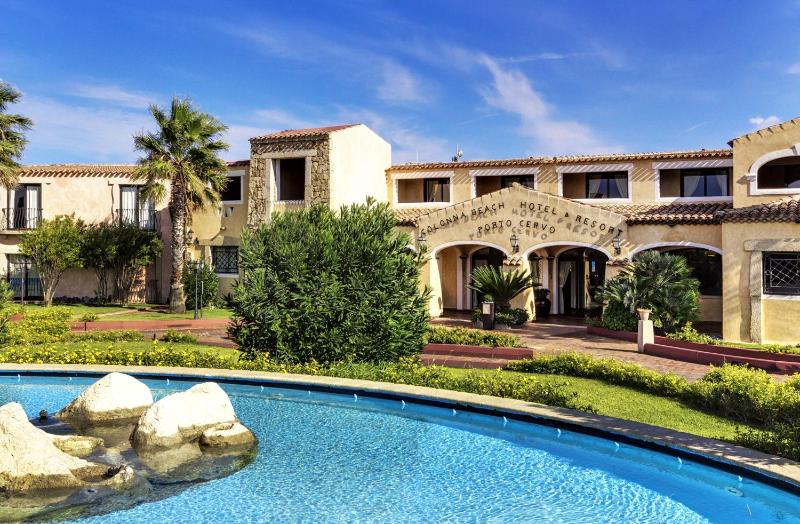 COLONNA RESORT a Porto Cervo - Elegante oasi sul mare