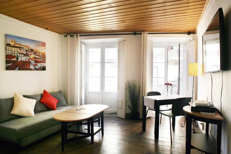 Chiado/Carmo Apartment — забронировать отель в Лиссабоне