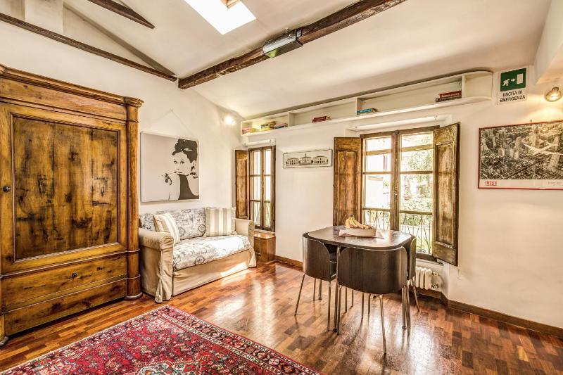 HomeHouse Garofano - Rione Monti - Colosseum — отзывы гостей и цены
