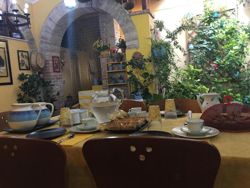L'Angolo Antico a Oristano - Incantevole B&B con vista