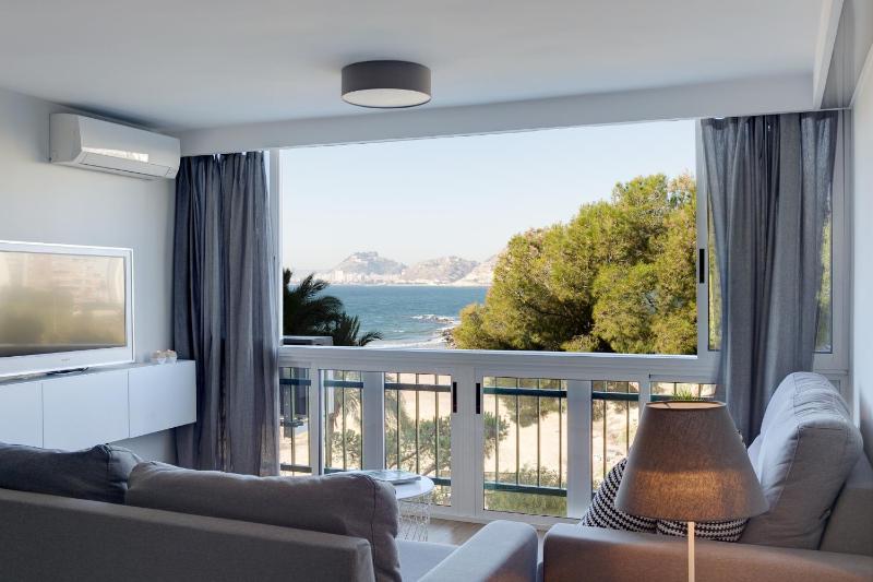 Apartamento Santa Barbara I — отель с удобным расположением в Аликанте