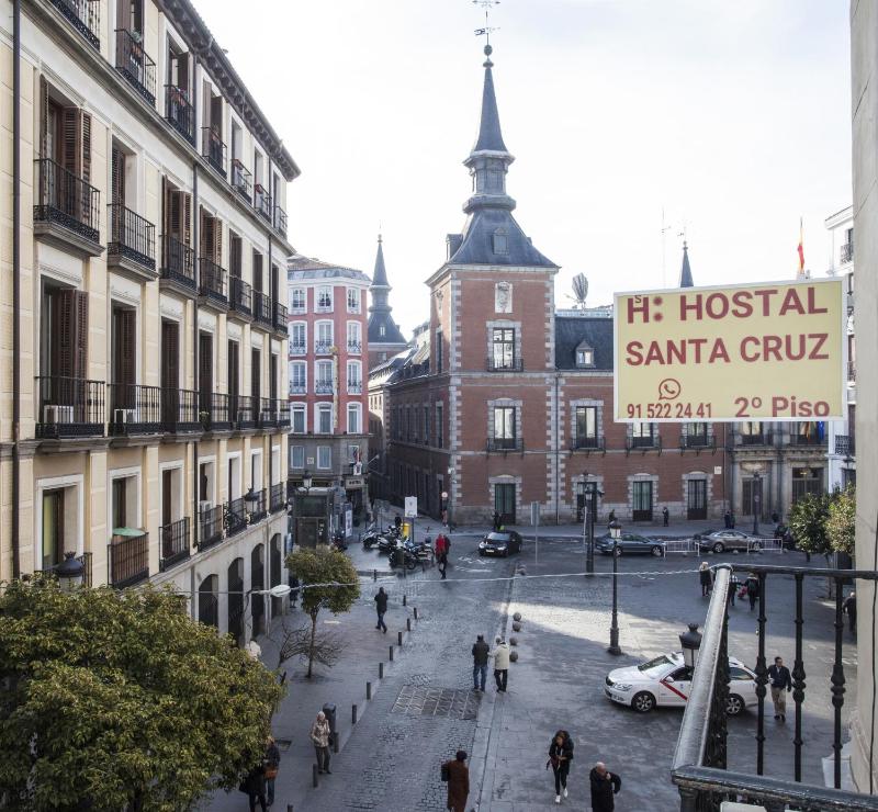 Цены на Hostal Santa Cruz в Мадриде