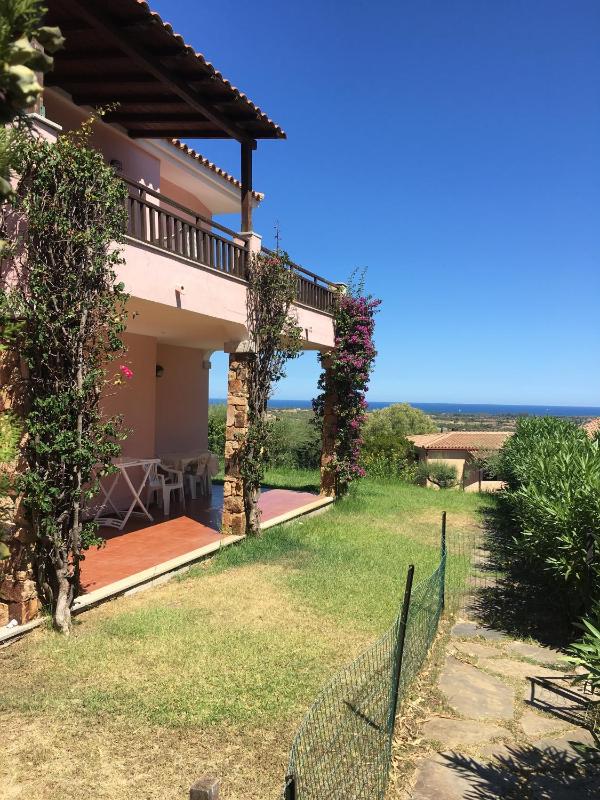 Colle Maiorca a Budoni - Panoramico apt. con piscina