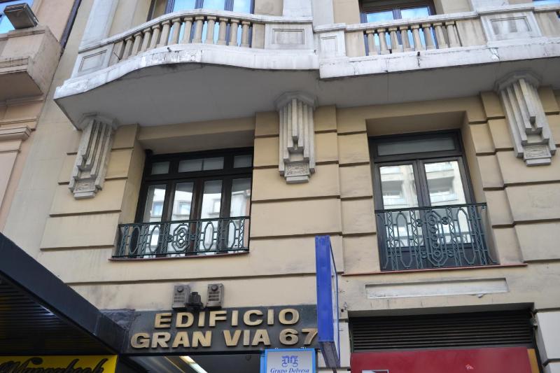Room Gran Via Apartments — отель в Мадриде, Испания
