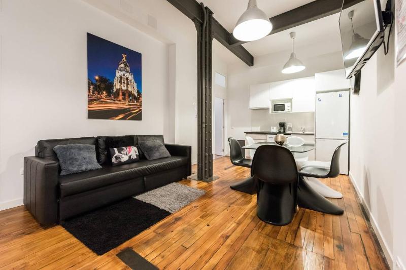 M&F Gran Via 3 Hab — отель в Мадриде, Испания