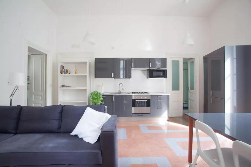 Casa Conforti luminosa in centro — комфортный отель в Неаполе