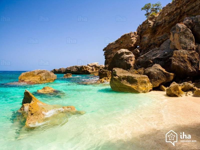 Casa Francesca a Cala Gonone - Accogliente Oasi Familiare