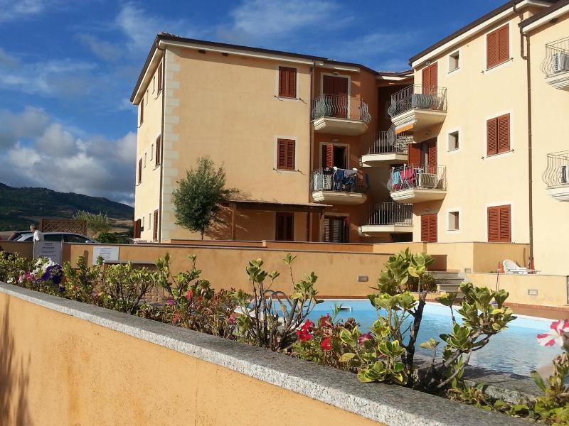 I Gabbiani a Muddizza - Apt con piscina condivisa