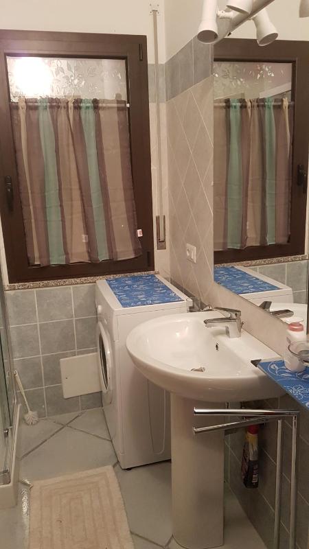 Milly Apartment ad Àrbatax - Accogliente Oasi con BBQ