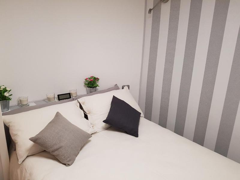 Cozy two floors apartment — отель в Милане, Италия