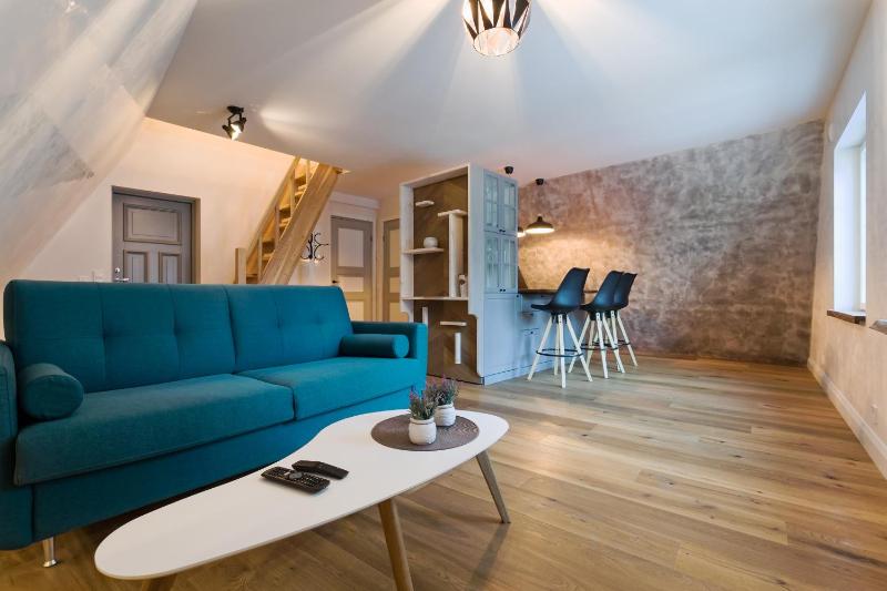 Niguliste 6 Old Town Penthouse — забронировать отель в таллине